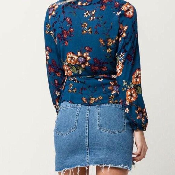 Blu Pepper Floral Wrap Boho Blouse size XS - Picture 4 of 16